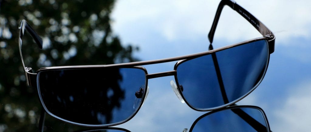 Polarized Vs Non-Polarized Sunglasses | Eye Health HQ
